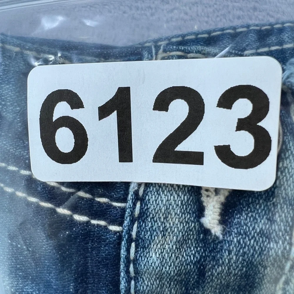 BKE Tyler Straight‎ Jeans Men 36R Blue Medium Wash Distressed Denim Thick Stitch